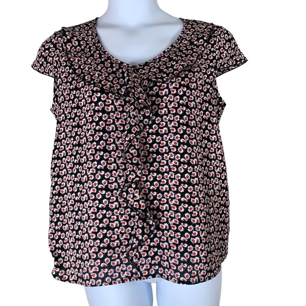 Lime N Chili Large Blouse Red White Black Floral Print Short Sleeve Ruffle Front